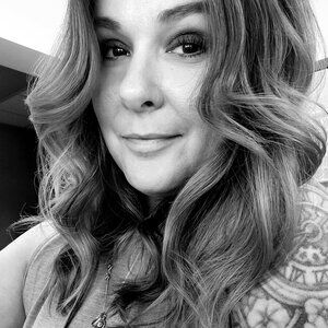 Meet your Posher, Linds